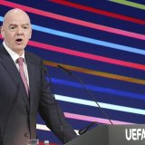 Gianni Infantino a annoncé que les USA devraient accueillir le Mondial féminin en 2031 KEYSTONE/AP/Darko Vojinovic
